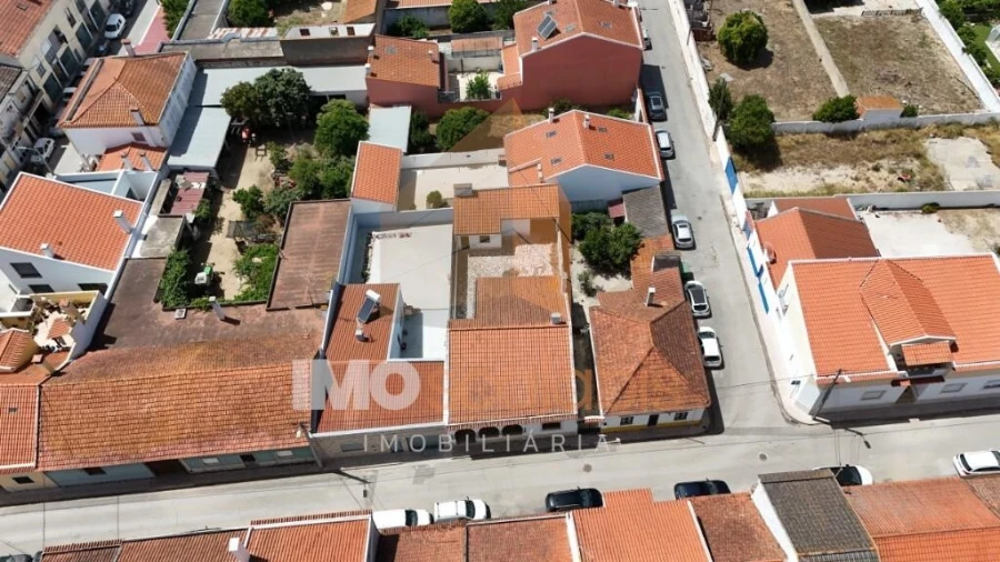 Moradia T2 para Venda em Almeirim Foto 33
