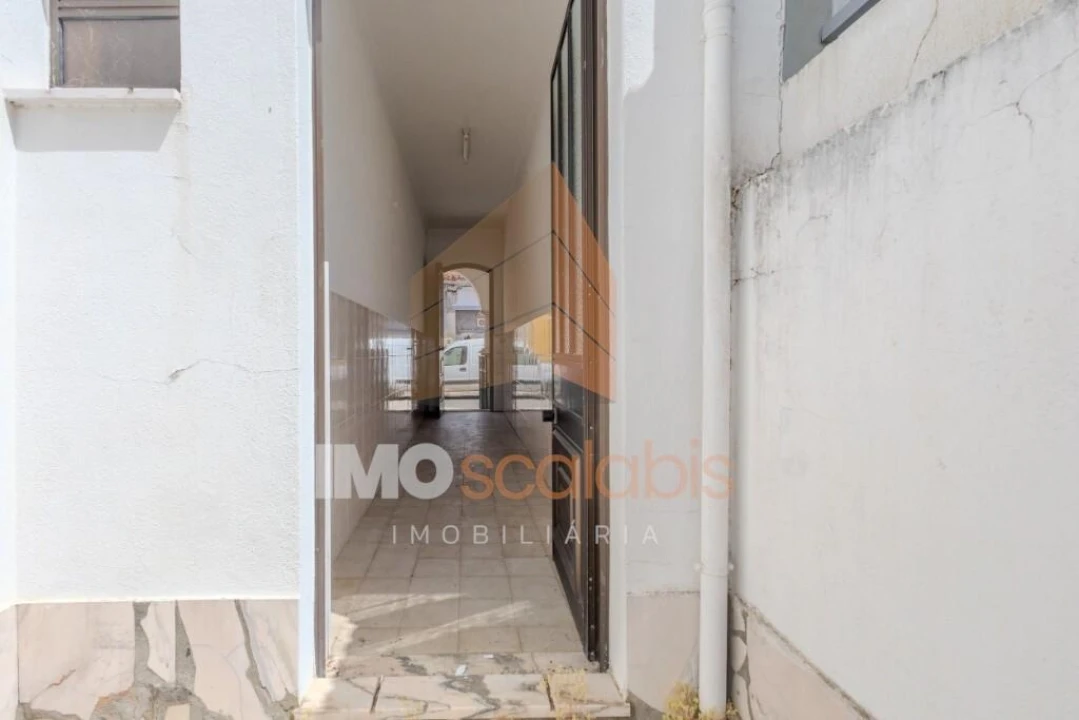 Moradia T2 para Venda em Almeirim Foto 30