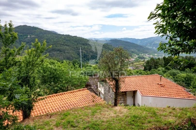 Moradia T3 para Venda em Bouro (Santa Marta)