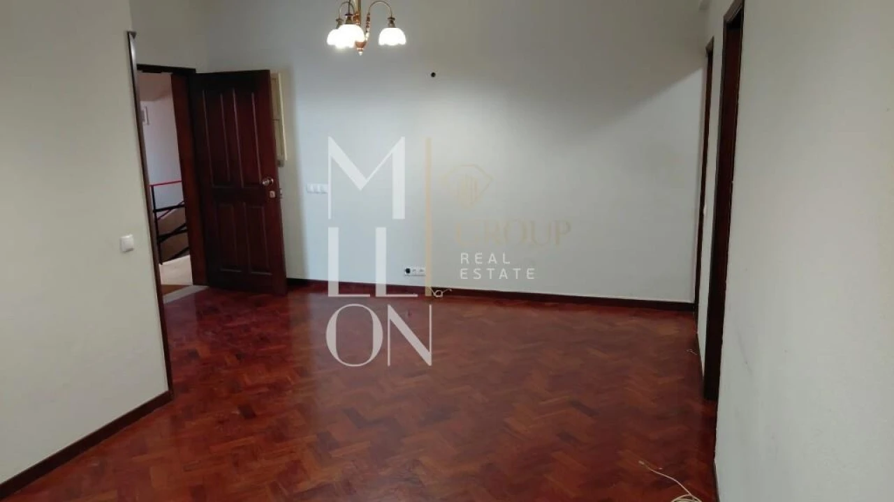 Apartamento T2 para Venda em Funchal (Se) Foto 3