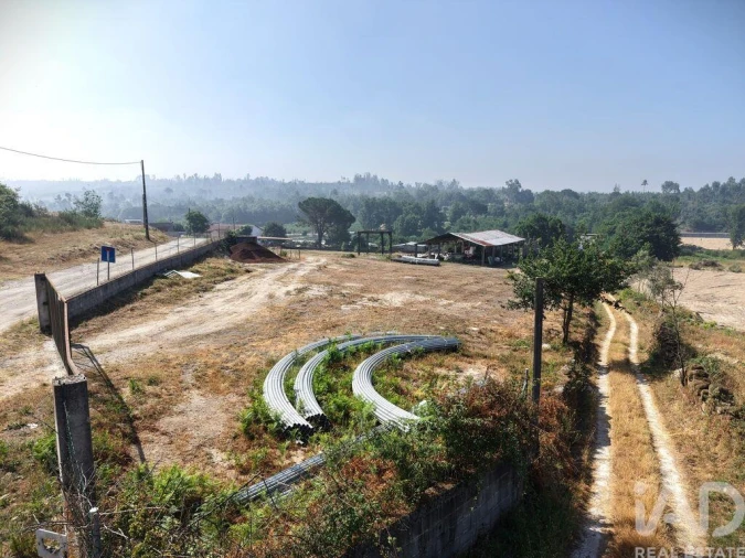 Armazém para Venda em Mangualde, Mesquitela e Cunha Alta