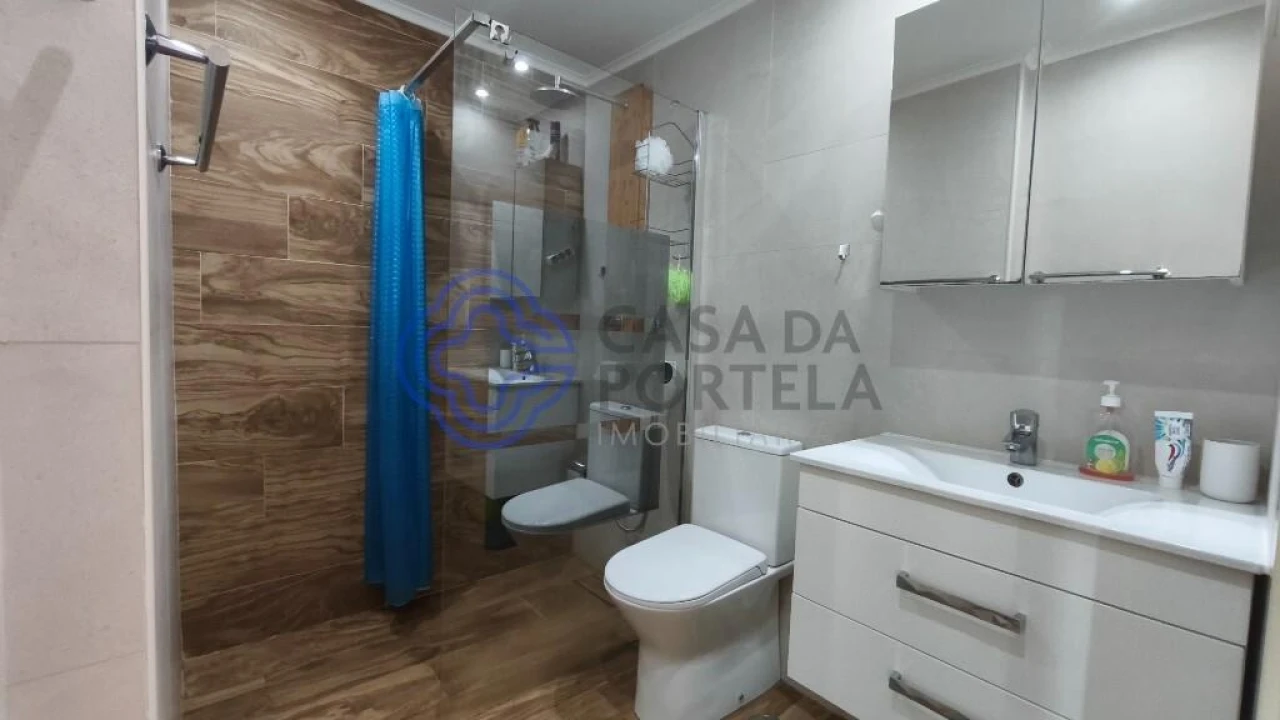 Apartamento T1 para Venda em Albufeira e Olhos de Água Foto 13
