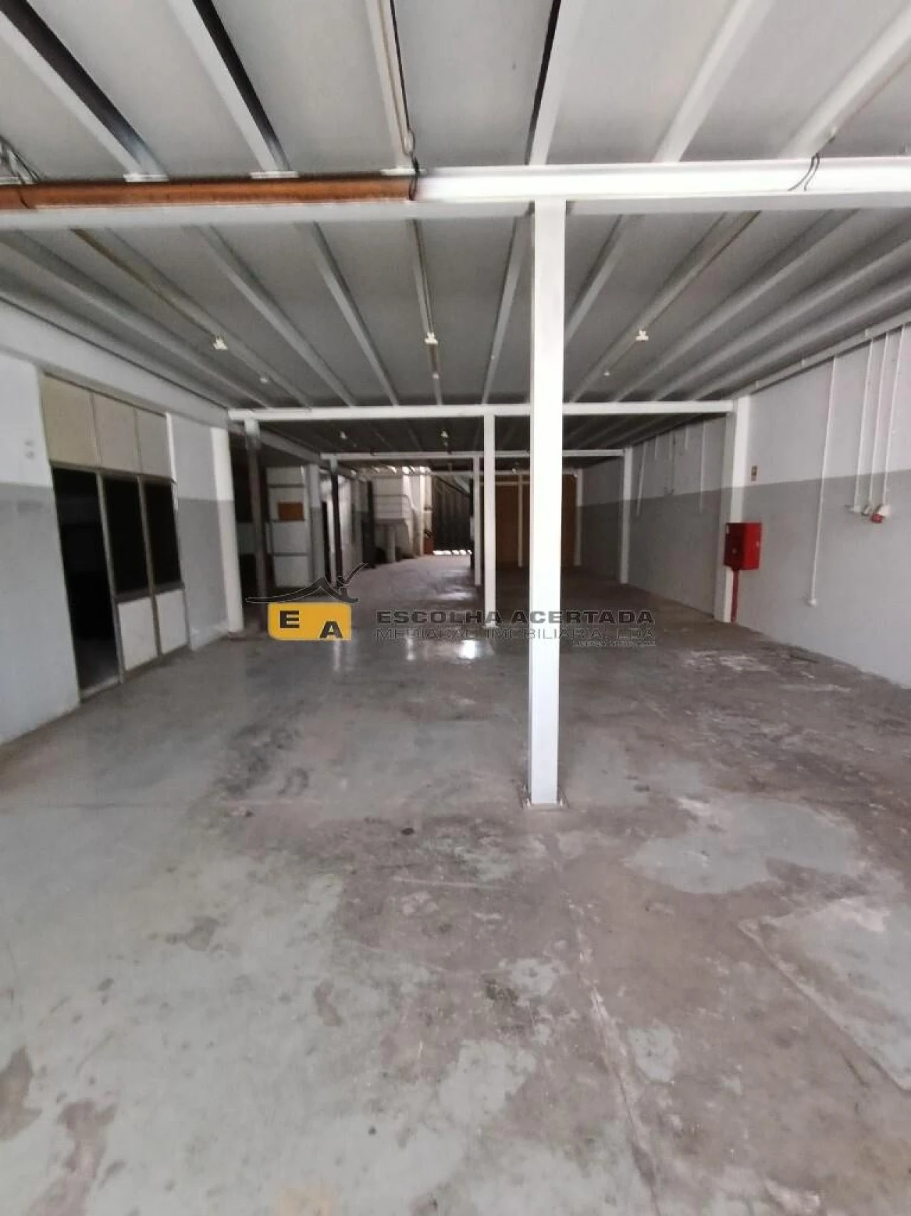 Armazém para Arrendamento em Ermesinde Foto 11