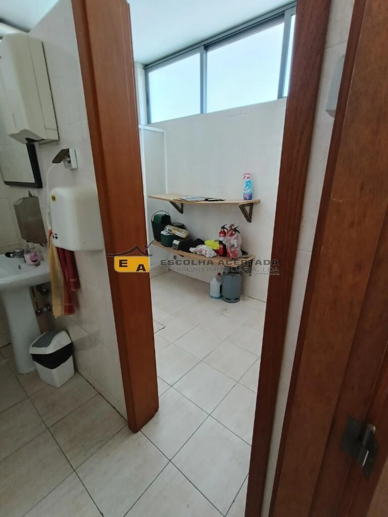 Armazém para Arrendamento em Ermesinde Foto 10