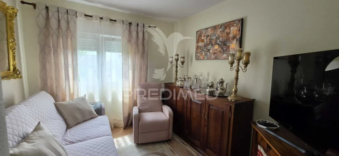 Apartamento T3 para Venda em Ribeira de Nisa e Carreiras Foto 3