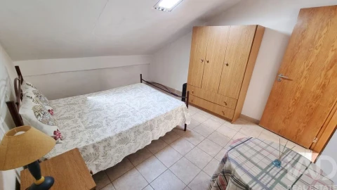 Apartamento T2 para Venda em Avelãs de Ambom e Rocamondo