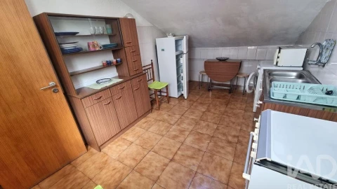 Apartamento T2 para Venda em Avelãs de Ambom e Rocamondo