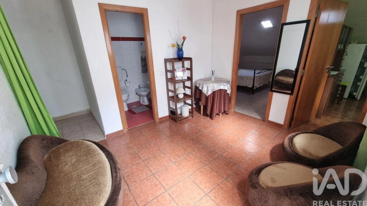 Apartamento T2 para Venda em Avelãs de Ambom e Rocamondo Foto 18
