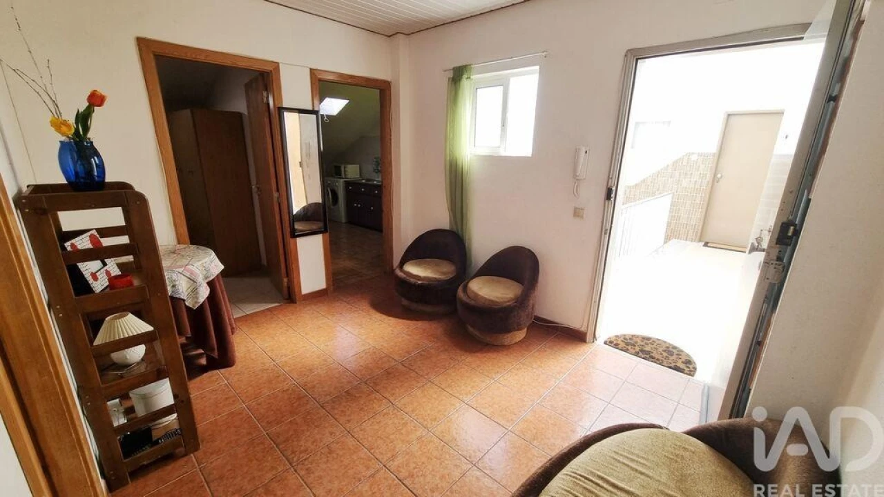 Apartamento T2 para Venda em Avelãs de Ambom e Rocamondo Foto 19