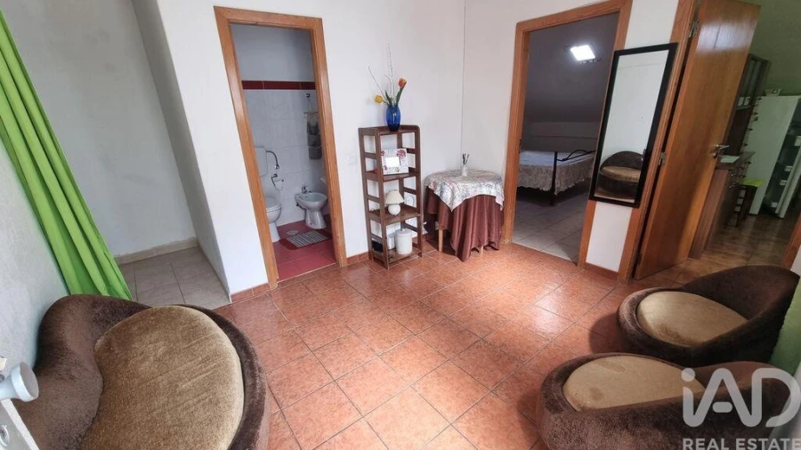 Apartamento T2 para Venda em Avelãs de Ambom e Rocamondo Foto 18
