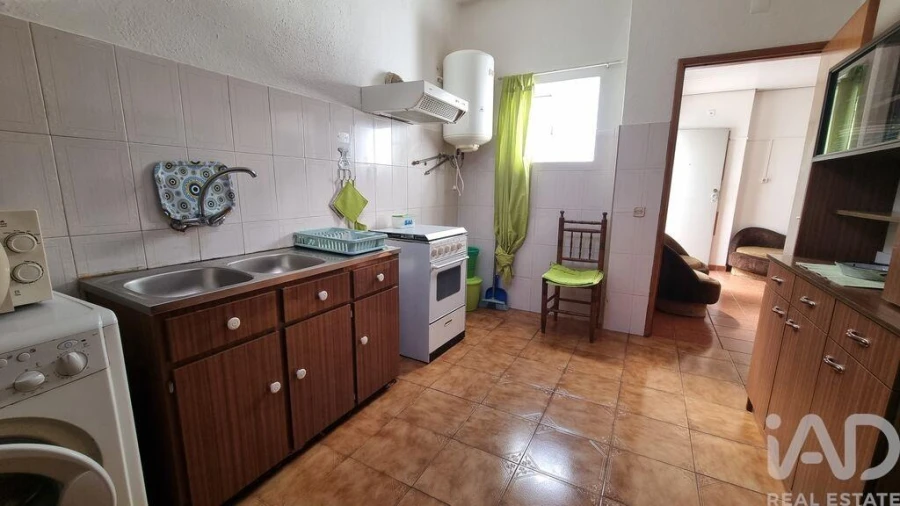 Apartamento T2 para Venda em Avelãs de Ambom e Rocamondo Foto 21