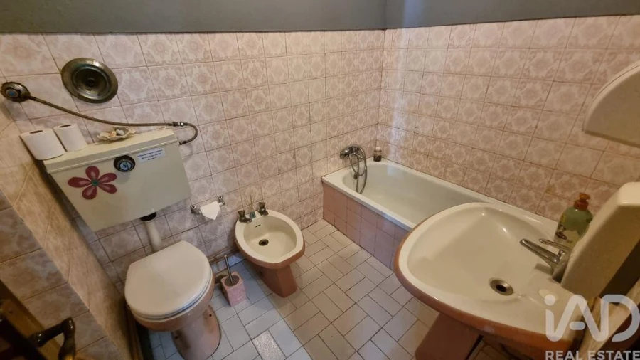 Apartamento T2 para Venda em Avelãs de Ambom e Rocamondo Foto 16