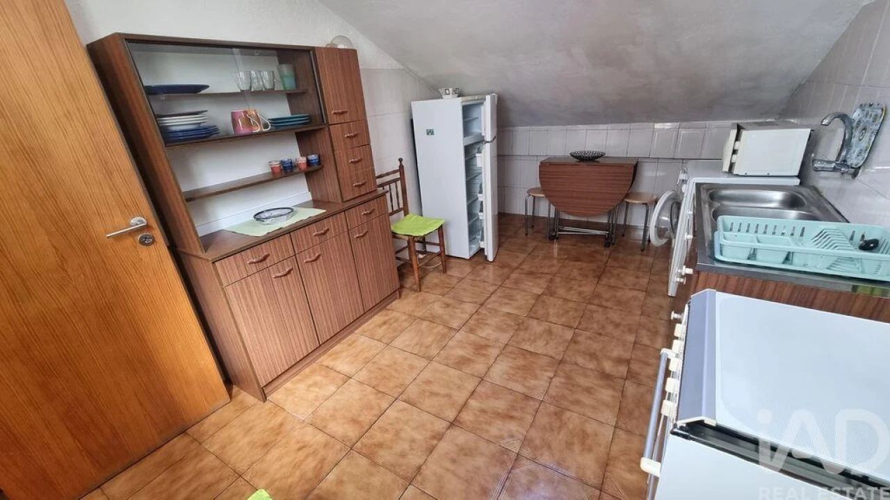 Apartamento T2 para Venda em Avelãs de Ambom e Rocamondo Foto 22