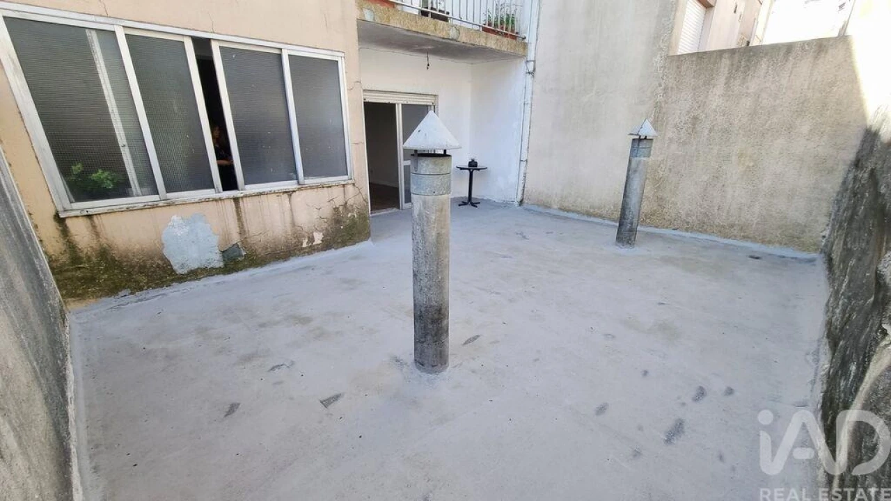Apartamento T2 para Venda em Avelãs de Ambom e Rocamondo Foto 13