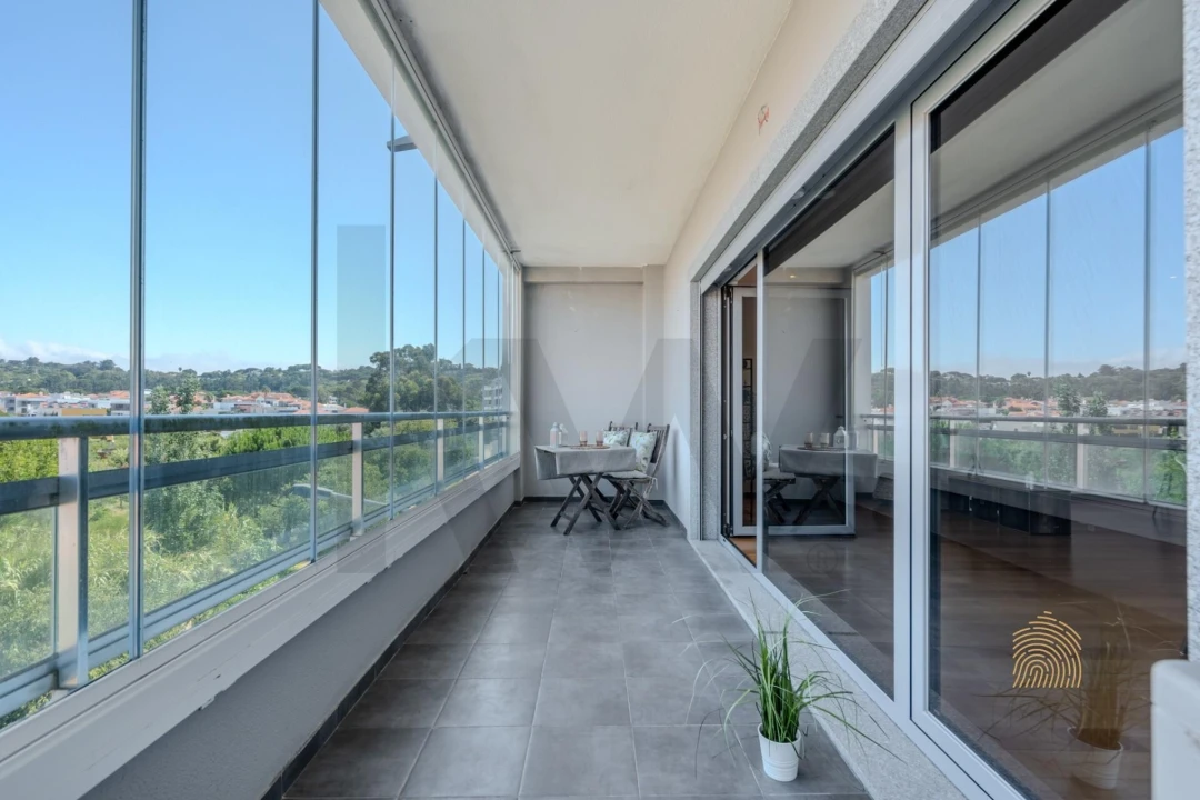 Apartamento T2 para Venda em Cascais e Estoril Foto 1