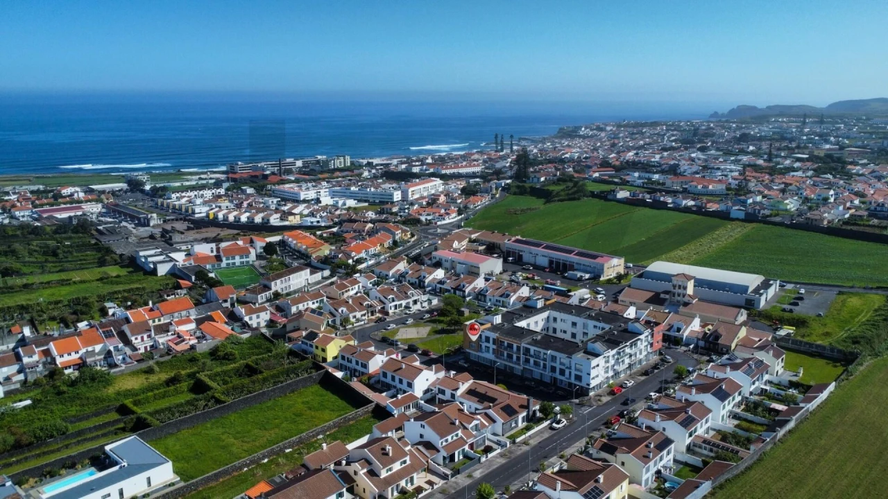Apartamento T2 para Venda em Ribeira Grande (Matriz) Foto 24