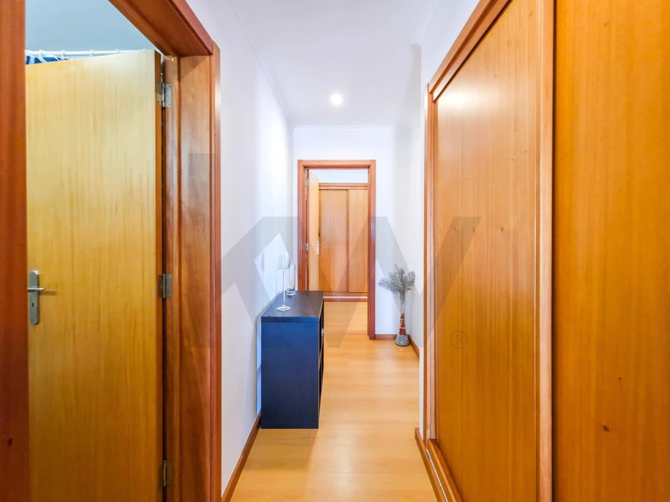 Apartamento T2 para Venda em Ribeira Grande (Matriz) Foto 20
