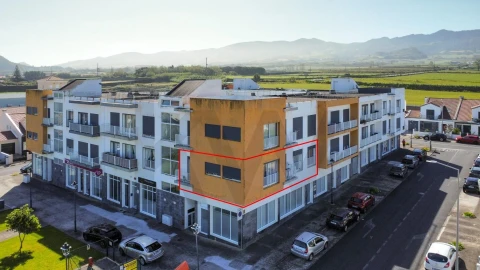 Apartamento T2 para Venda em Ribeira Grande (Matriz)