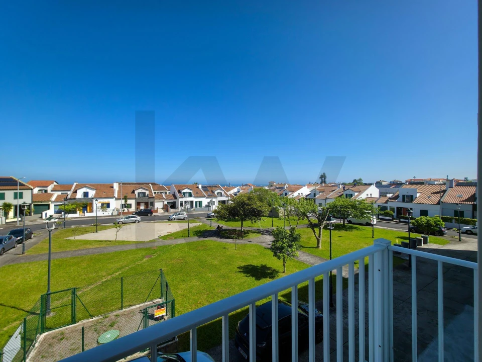 Apartamento T2 para Venda em Ribeira Grande (Matriz) Foto 12