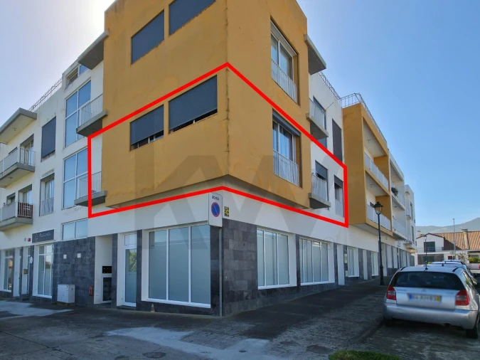Apartamento T2 para Venda em Ribeira Grande (Matriz) Foto 2
