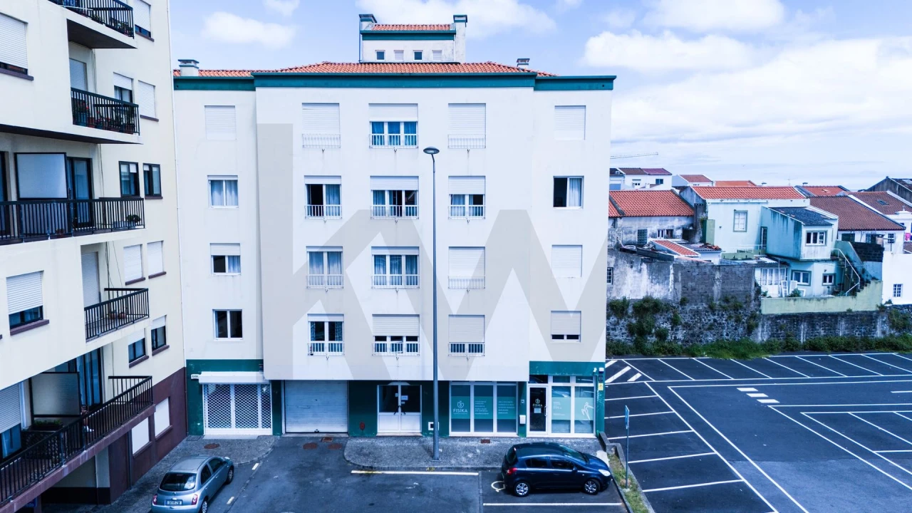 Apartamento T2 para Venda em Ponta Delgada (São Pedro) Foto 18