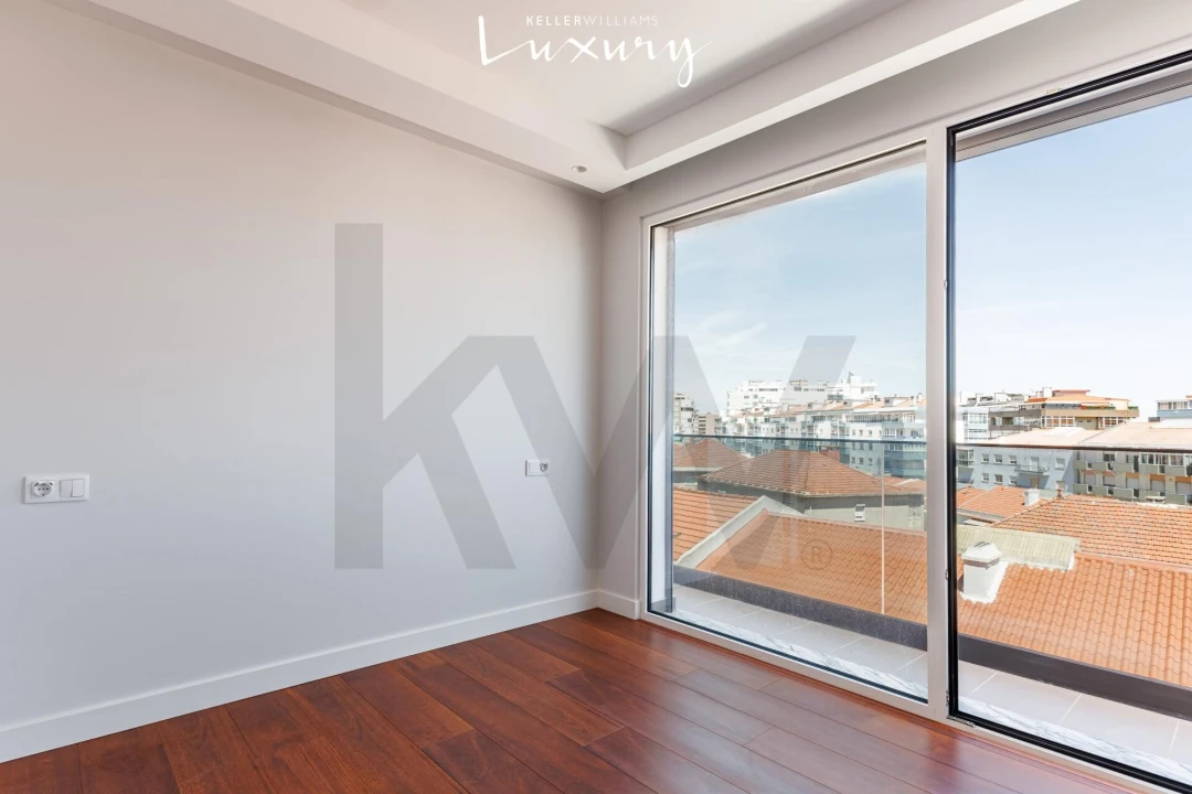 Apartamento T4 para Venda em Almada, Cova da Piedade, Pragal e Cacilhas Foto 7