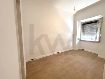 Apartamento T2 para Venda em Areeiro