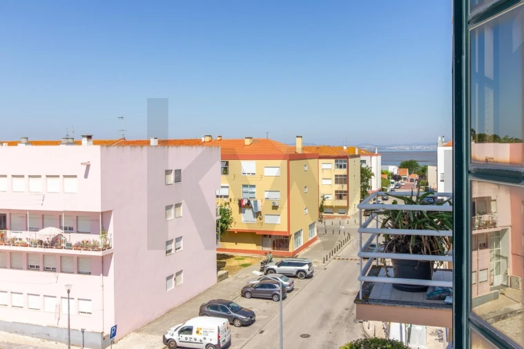 Apartamento T3 para Venda em Alcochete Foto 17