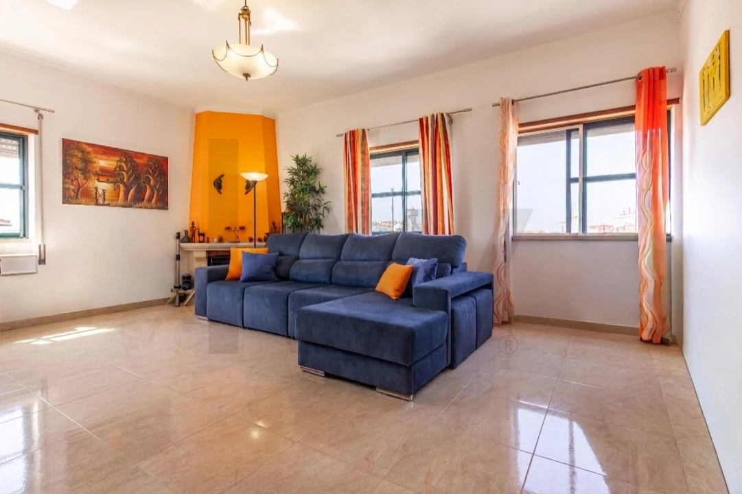 Apartamento T3 para Venda em Alcochete Foto 1