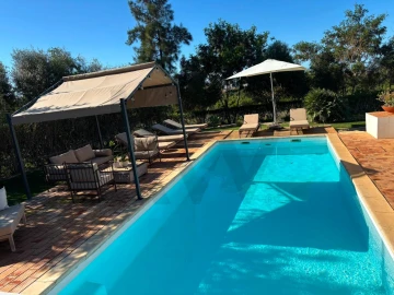 Quinta T4 para Venda em Estômbar e Parchal