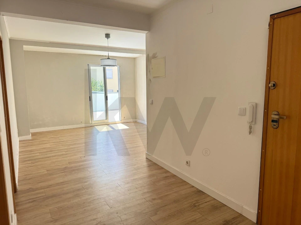 Apartamento T1 para Arrendamento em Avenidas Novas Foto 18