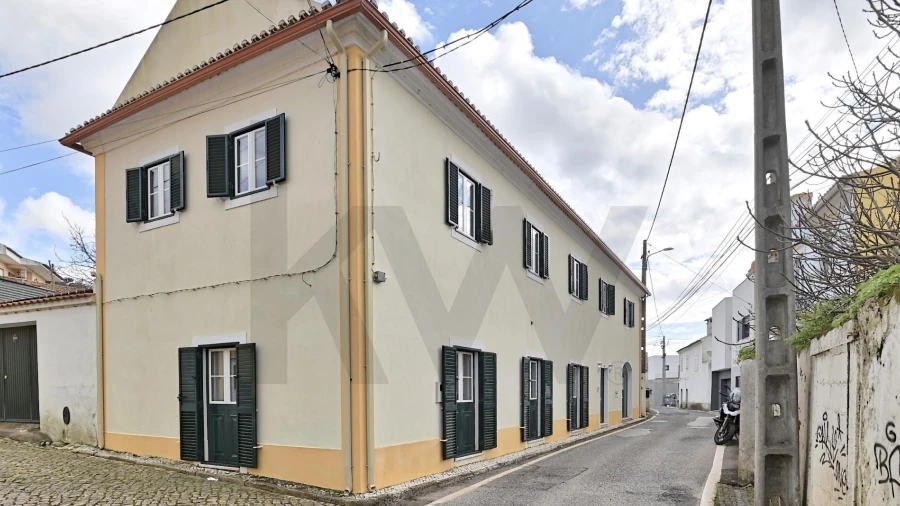 Moradia T4 para Venda em Fanhões