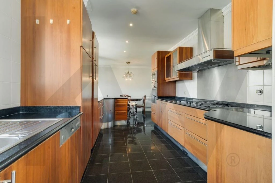 Apartamento T4 para Venda em Funchal (Se) Foto 18