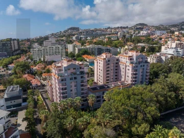 Apartamento T4 para Venda em Funchal (Se)