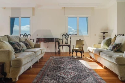 Apartamento T4 para Venda em Funchal (Se)