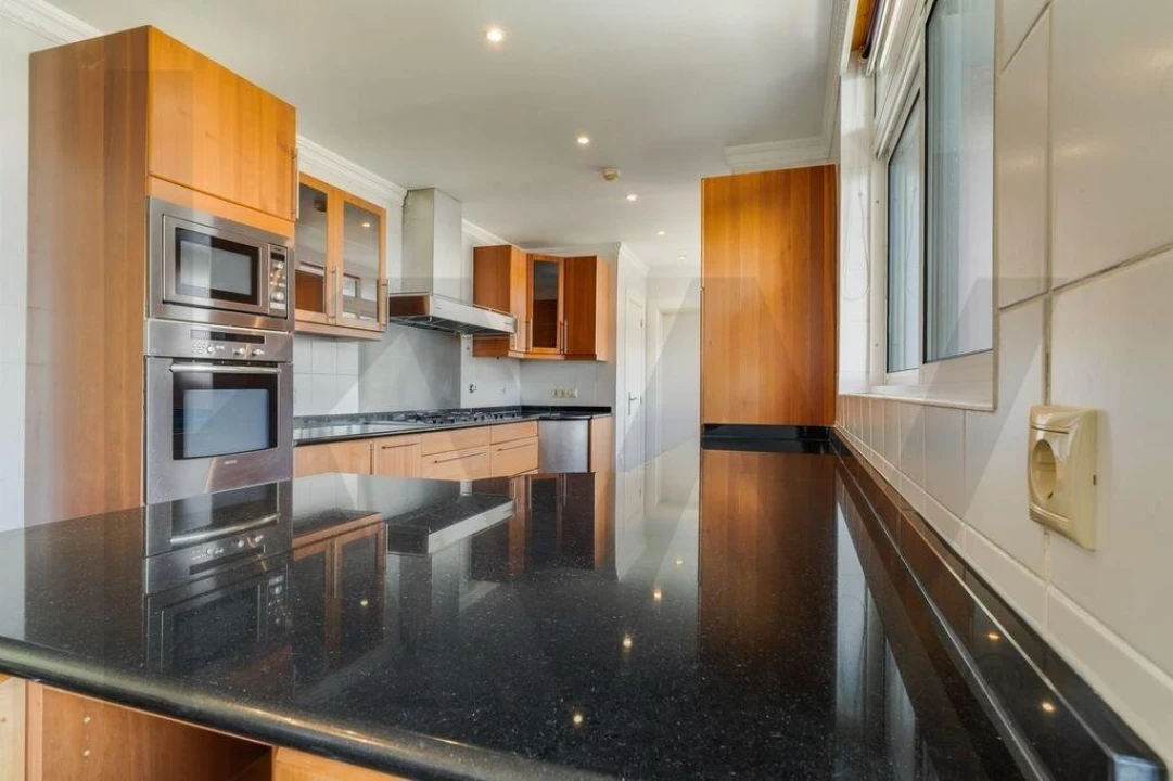 Apartamento T4 para Venda em Funchal (Se) Foto 17