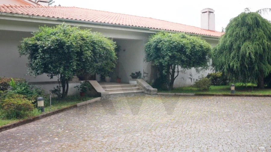 Moradia T5 para Venda em Vila das Aves Foto 8