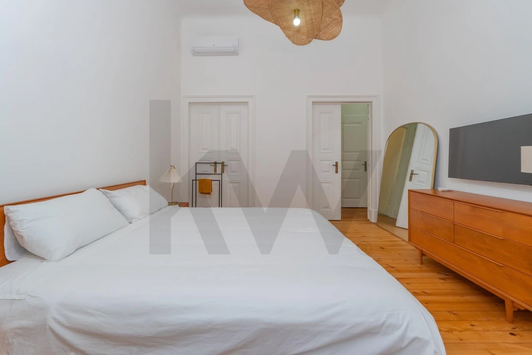 Apartamento T3 para Arrendamento em Santo António Foto 13