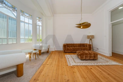 Apartamento T3 para Arrendamento em Santo António