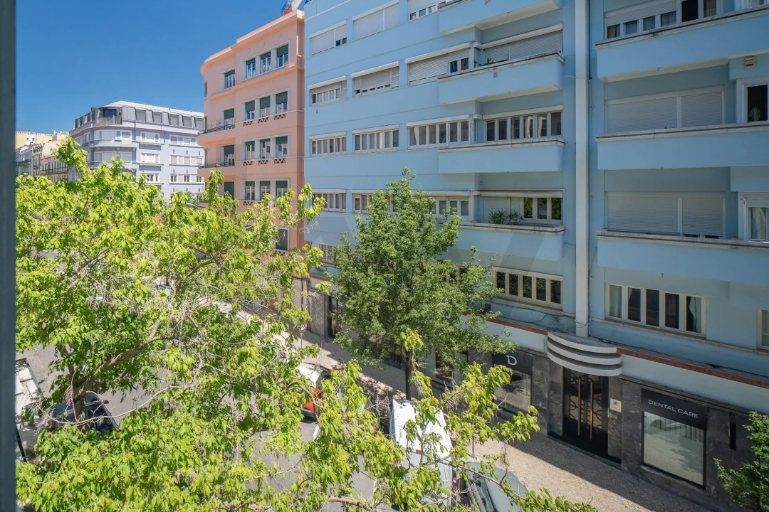 Apartamento T3 para Arrendamento em Santo António Foto 42
