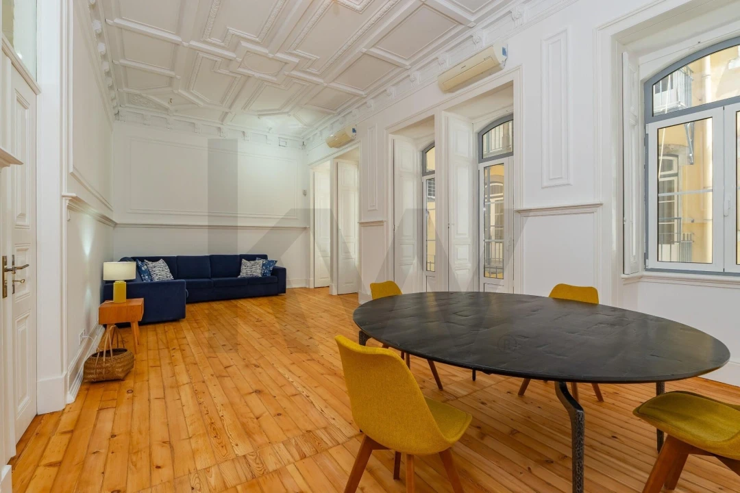 Apartamento T3 para Arrendamento em Santo António Foto 26