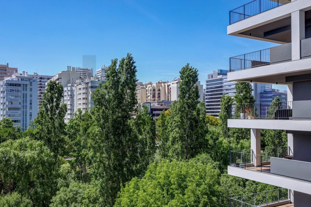 Apartamento T3 para Arrendamento em Algés, Linda-A-Velha e Cruz Quebrada-Dafundo Foto 39