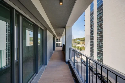 Apartamento T3 para Arrendamento em Algés, Linda-A-Velha e Cruz Quebrada-Dafundo