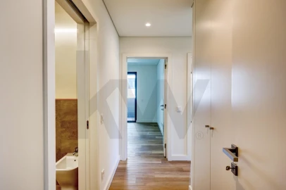 Apartamento T3 para Arrendamento em Algés, Linda-A-Velha e Cruz Quebrada-Dafundo