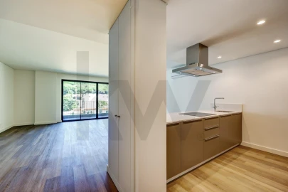 Apartamento T3 para Arrendamento em Algés, Linda-A-Velha e Cruz Quebrada-Dafundo