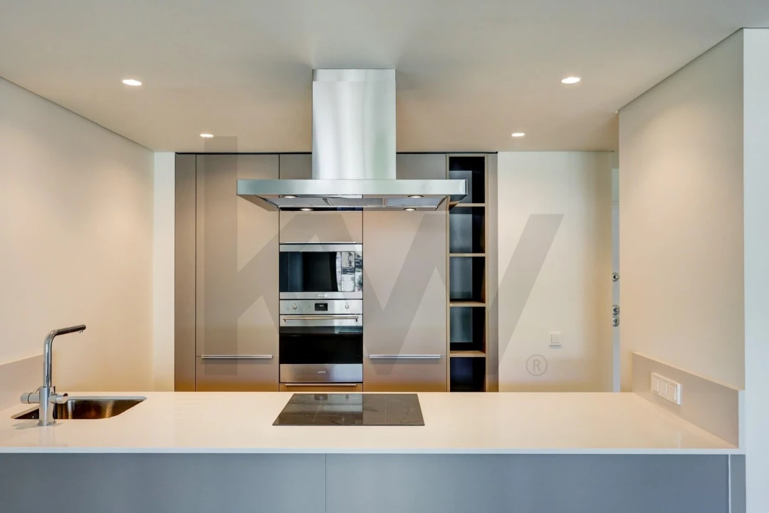 Apartamento T3 para Arrendamento em Algés, Linda-A-Velha e Cruz Quebrada-Dafundo Foto 17