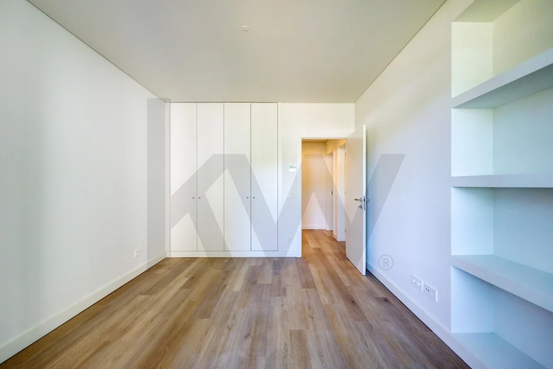 Apartamento T3 para Arrendamento em Algés, Linda-A-Velha e Cruz Quebrada-Dafundo Foto 32