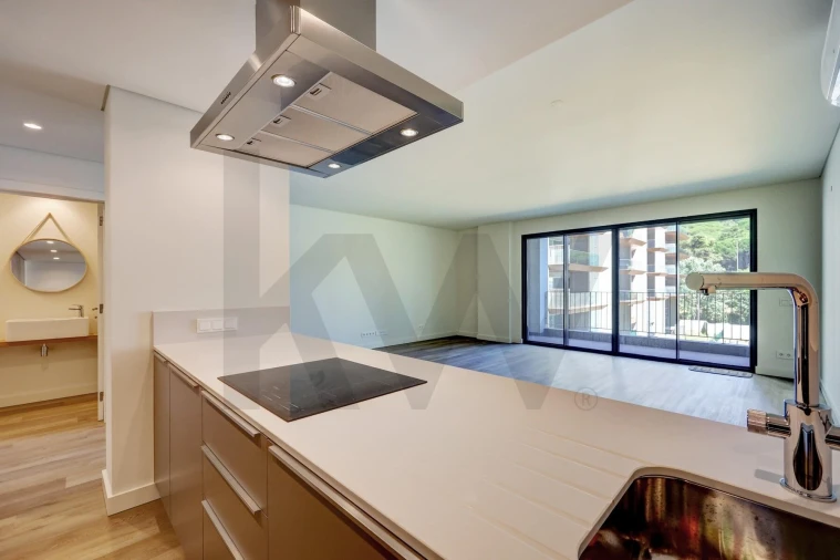 Apartamento T3 para Arrendamento em Algés, Linda-A-Velha e Cruz Quebrada-Dafundo Foto 18