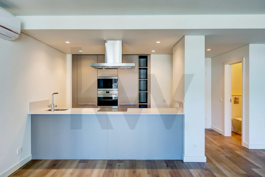 Apartamento T3 para Arrendamento em Algés, Linda-A-Velha e Cruz Quebrada-Dafundo Foto 7