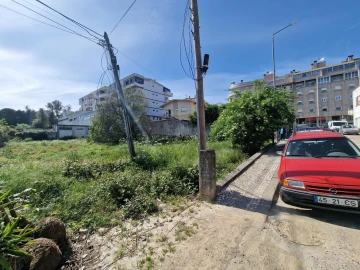 Terreno para Venda em São João da Madeira